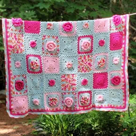 Handmade Other - 👵  Granny Square Afghan